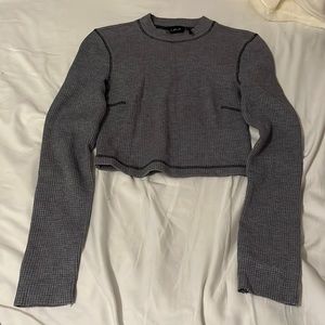 URBAN OUTFITTERS LONG SLEEVE